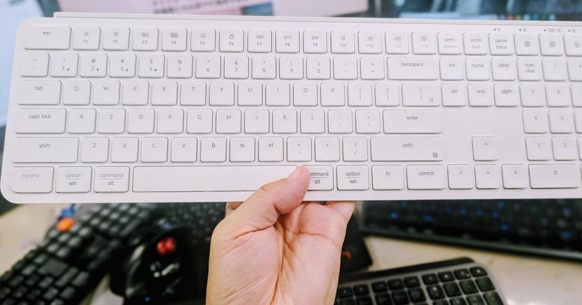 Keychron B6 Proの魅力|他機種との比較や打鍵感を解説